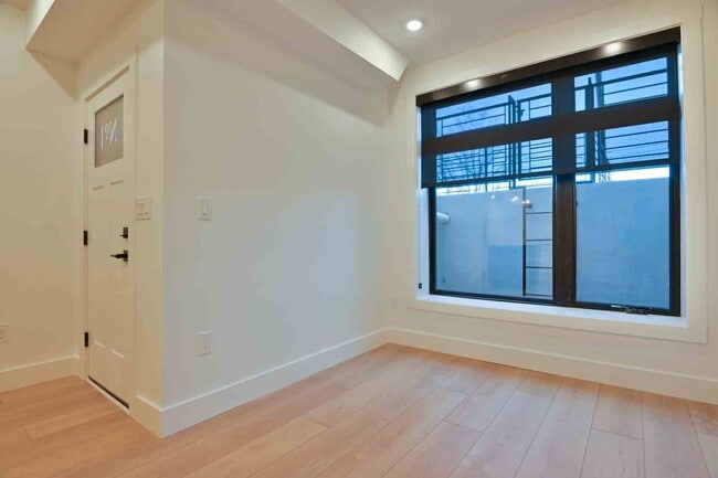 Building Photo - 2637 4th St NE