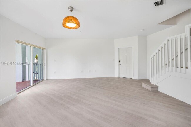 Building Photo - 8650 NW 97th Ave