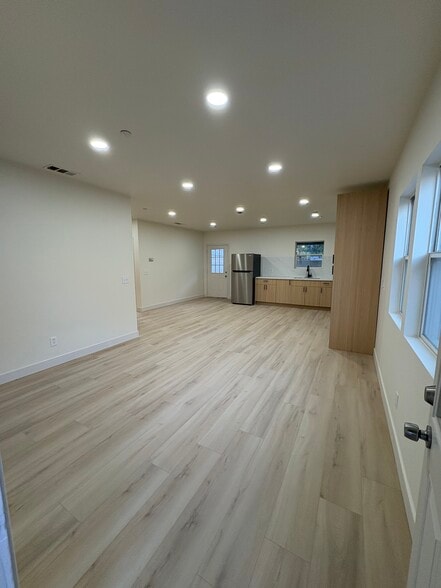 Building Photo - 228 W Colorado Blvd