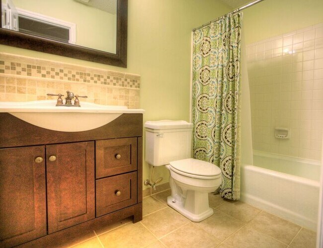 Building Photo - 5733 Connor Blvd