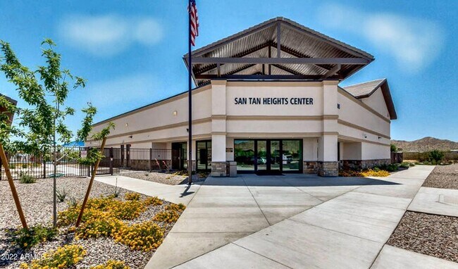 Building Photo - San Tan Heights