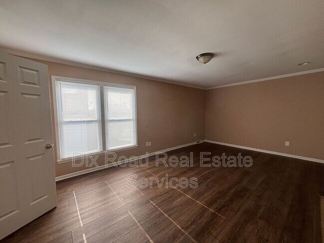 Building Photo - 4107 Central Ave