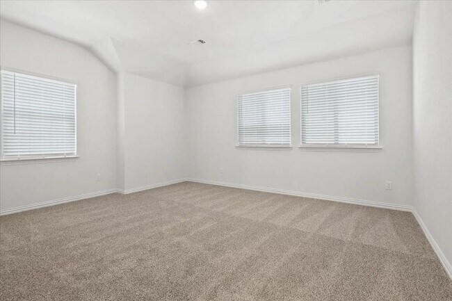 Building Photo - 3921 Talisker Blvd