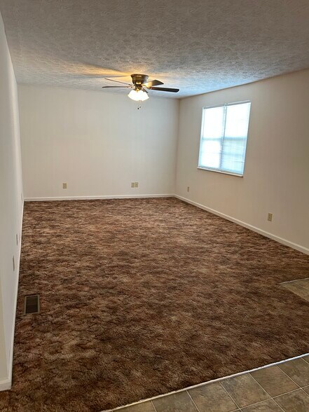 Building Photo - 132 Burkhardt Way