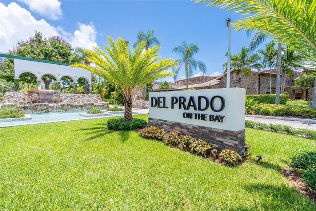 Building Photo - 18081 Biscayne Blvd