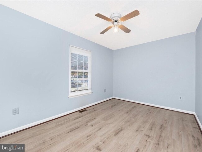 Building Photo - 408 Willow Hill Pl