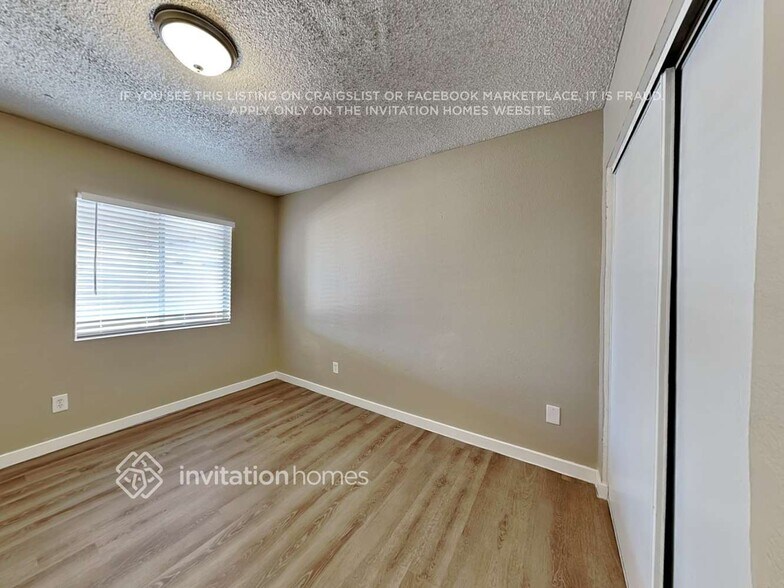 Building Photo - 9137 W Gary Rd