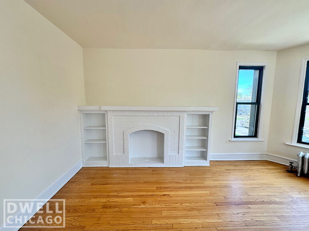 Building Photo - 2300 N Spaulding Ave