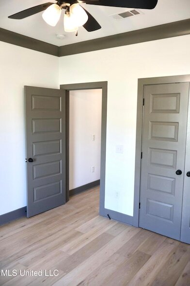 Building Photo - 317 Willow Wy