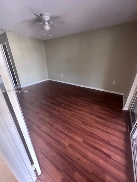 Building Photo - 471 NE 210th Cir Terrace