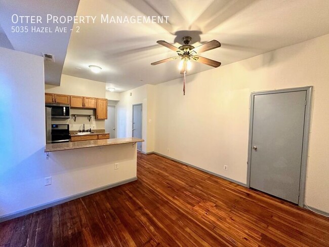 Building Photo - 2BR/1BA Sun-drenched West Philly Apt with ...