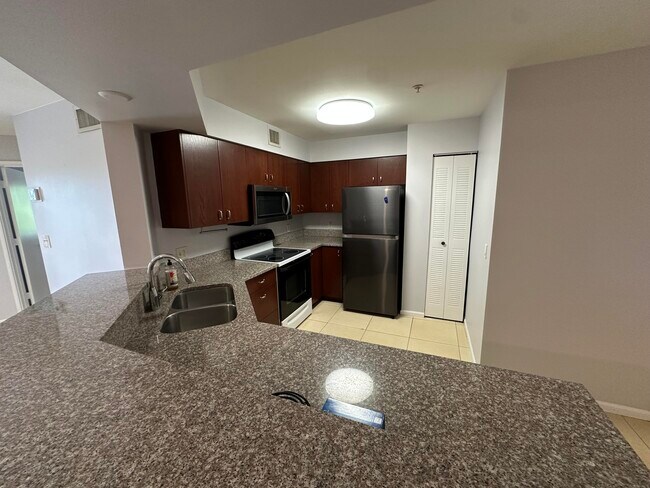 Building Photo - 800 Scotia Dr