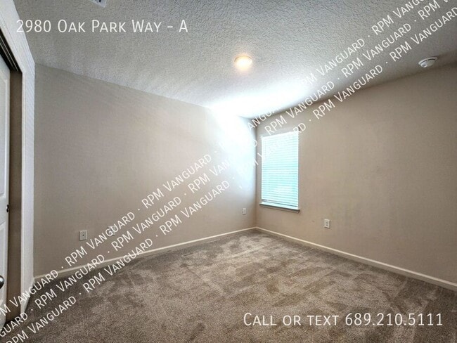 Building Photo - 2980 Oak Park Way