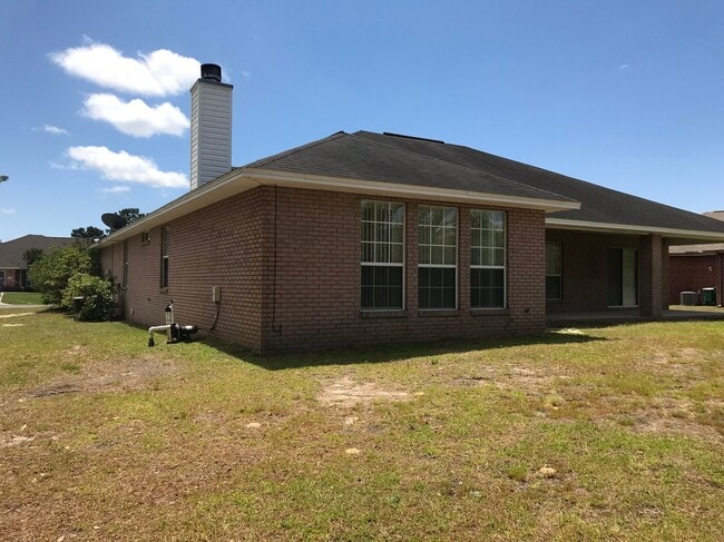Building Photo - 2642 Hidden Creek Dr