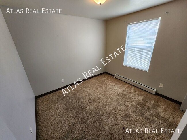 Building Photo - 1919 S 11th Avenue