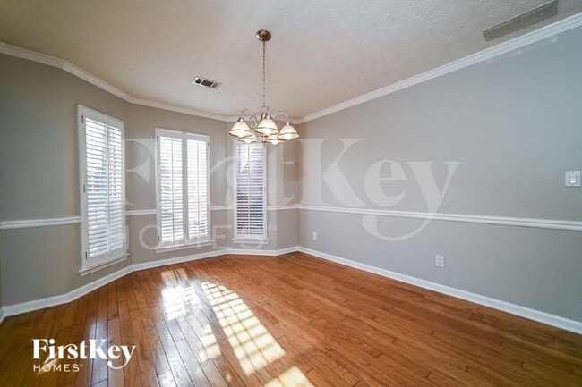 Building Photo - 12289 Riviera Dr