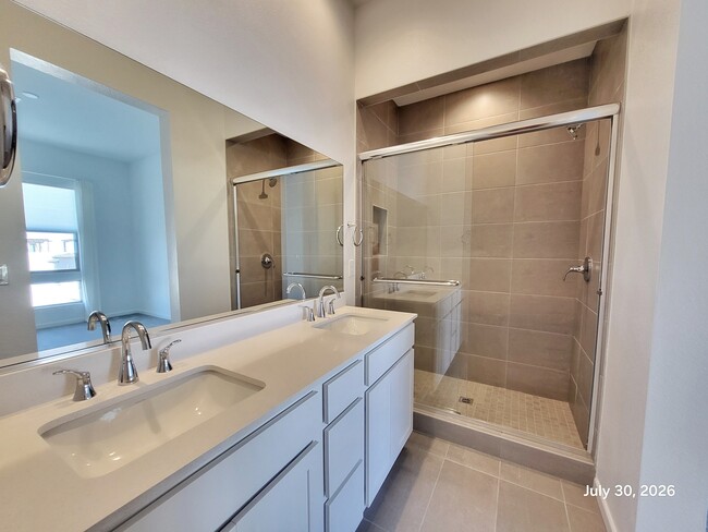 Building Photo - 643 Fortis Creek St