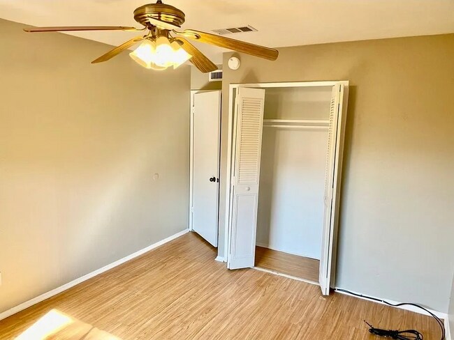 Building Photo - 2111 Croft Rd