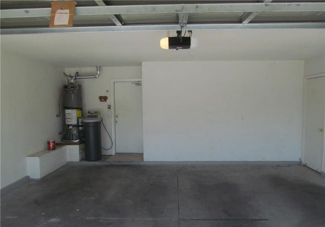 Building Photo - 3732 White Peppermint Dr