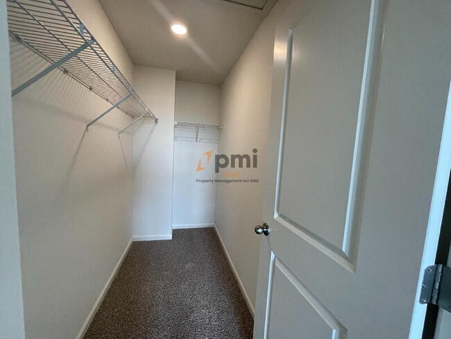 Building Photo - 8749 W 108th Dr
