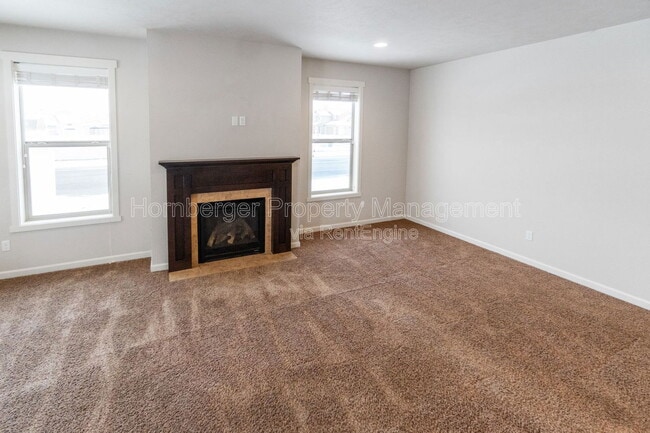 Building Photo - 8915 W Red St