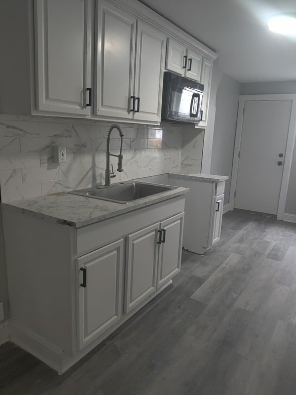 Building Photo - 6069 Allman St