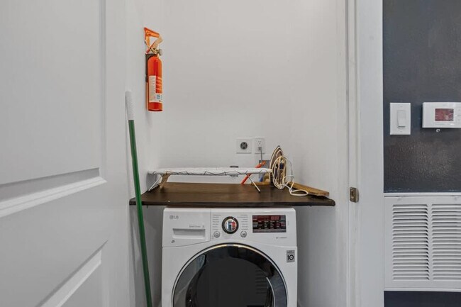 Building Photo - 2620 Arbor St