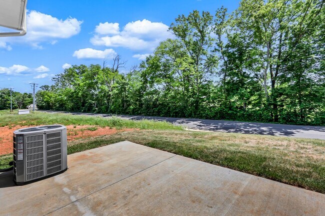 Building Photo - 358 Front Rdg Cir