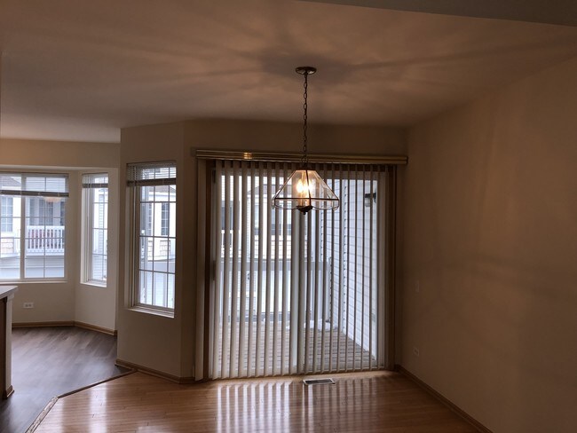 Building Photo - 3170 Cambria Ct