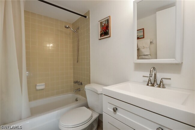 Building Photo - 766 Central Ave