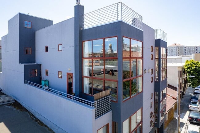 Building Photo - 1025 Minna St