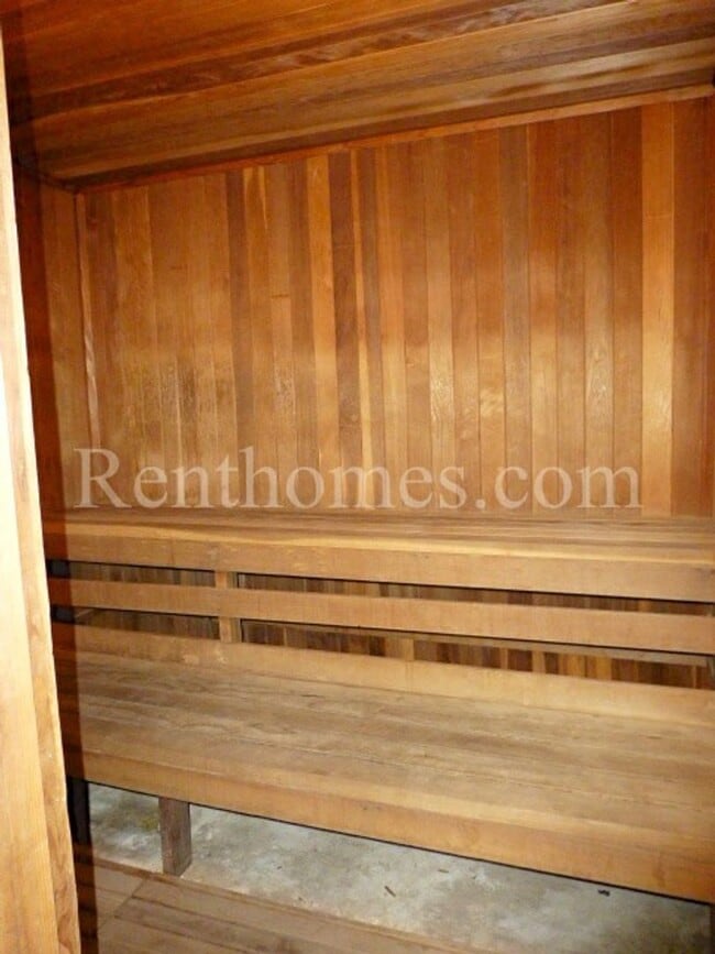 Building Photo - Mission Valley, 6747 Friars Road #132, All Appliances, AC, Fireplace, Community Pool, Spa and Fit...