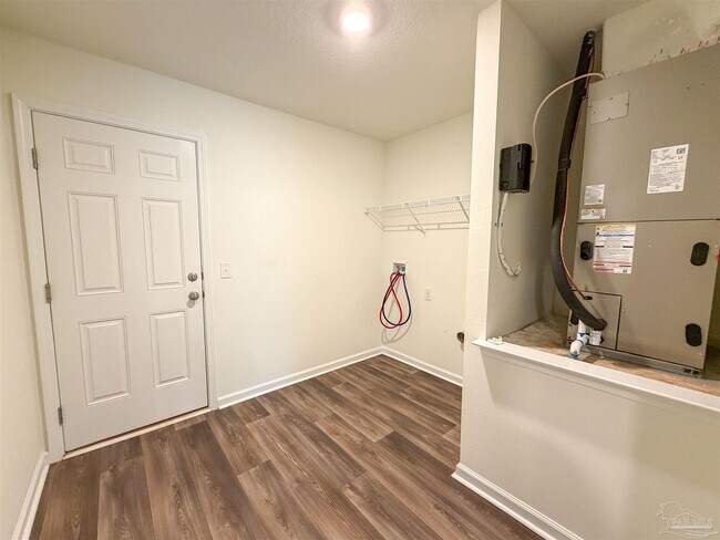 Building Photo - 6509 June Bug Dr