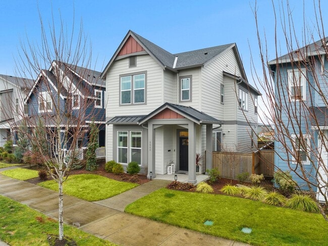 Building Photo - Modern Comfort Meets Timeless Style in the...
