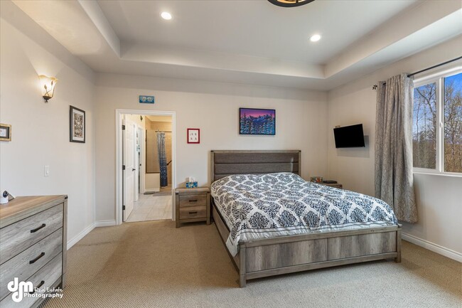 Building Photo - 4051 E Birch View Dr