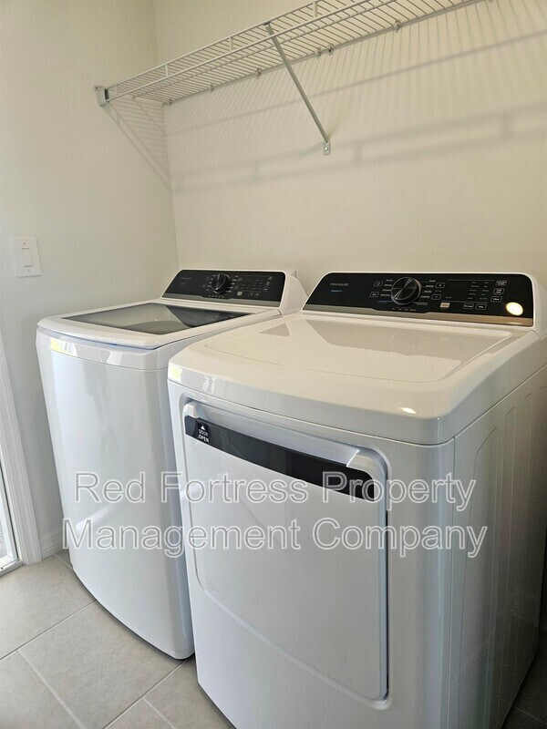 Building Photo - 17633 Paradiso Wy