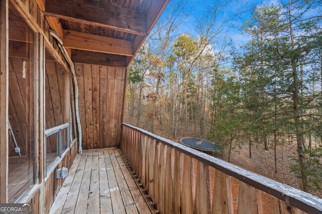 Building Photo - 290 Beaver Lodge Rd