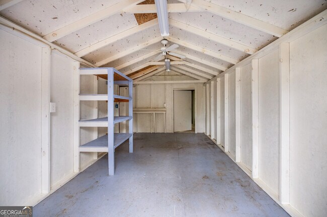 Building Photo - 2179 Beech Valley Dr