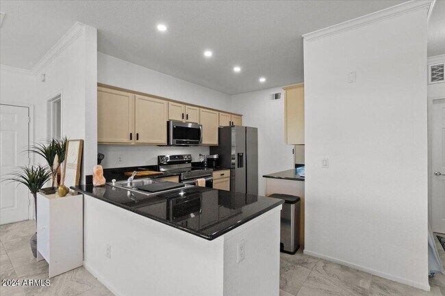 Building Photo - 7009 E Acoma Dr