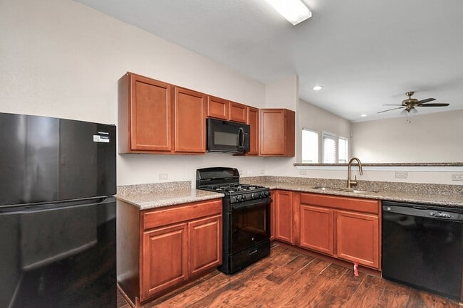 Building Photo - 8706 Beviamo St