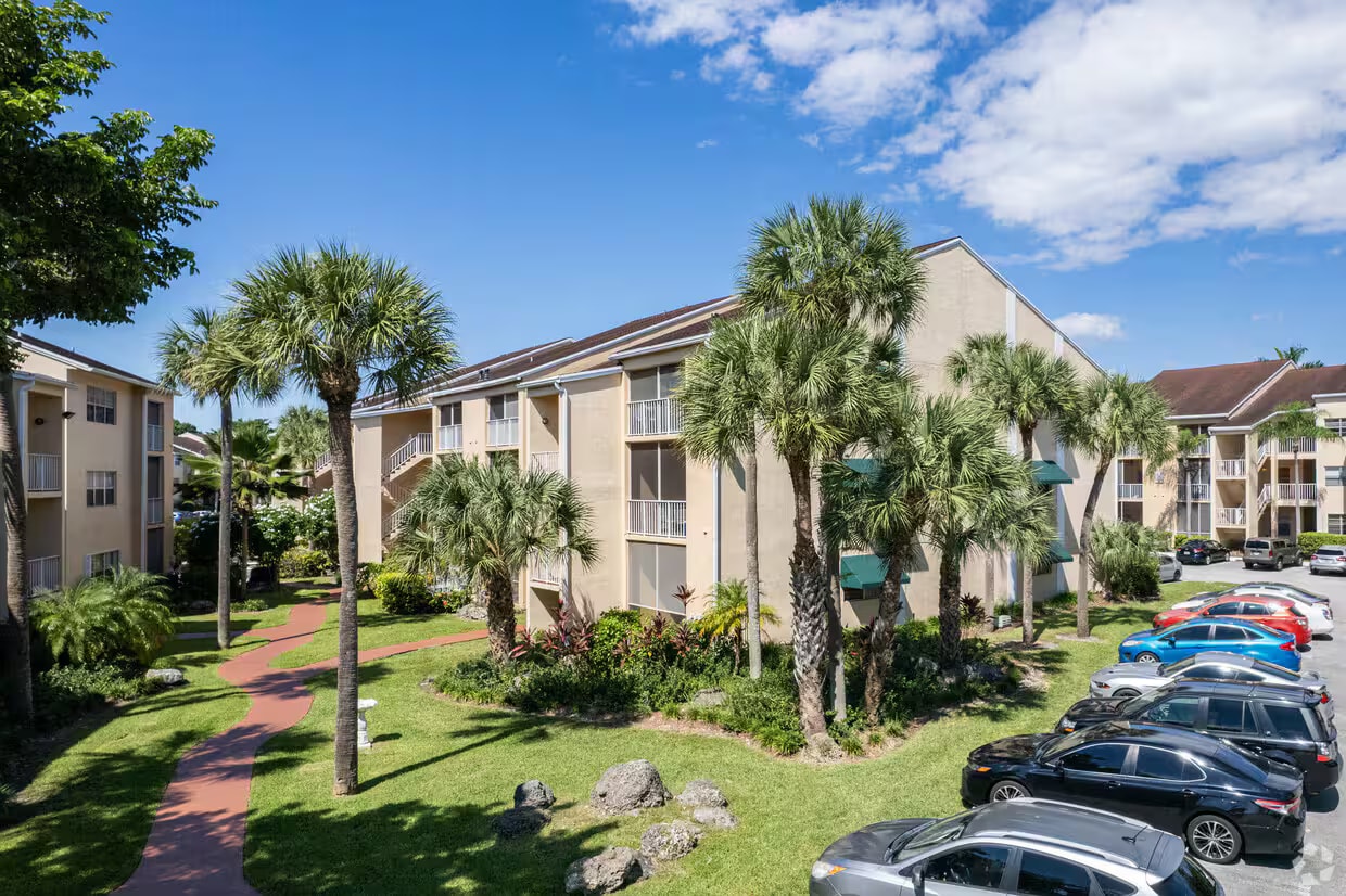 Building Photo - 15300 SW 106th Ter