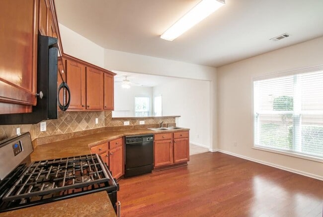 Building Photo - 267 Grenier Terrace NE