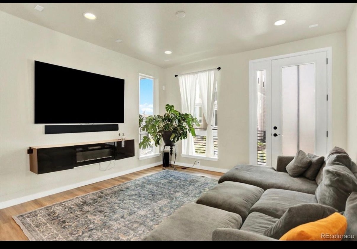 Building Photo - 11205 W 53rd Ln