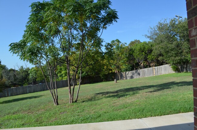 Building Photo - 3BR 2BA is located in a quiet Harker Heigh...