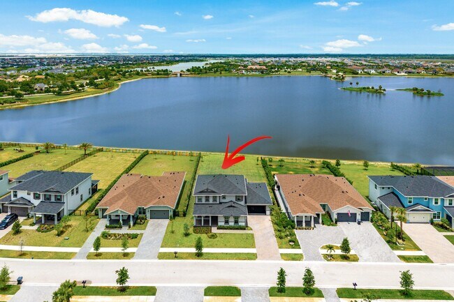 Building Photo - 655 Hookline Cir