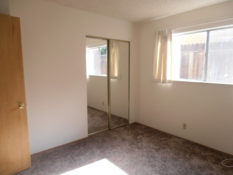 Building Photo - 8146 Monte Park Ave