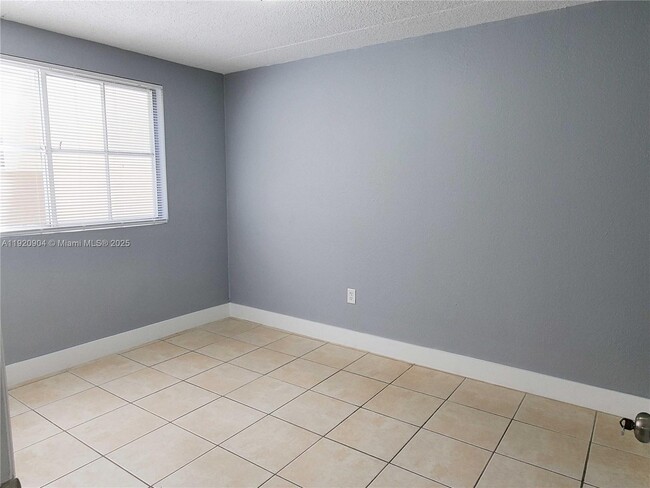 Building Photo - 6065 NW 186th St