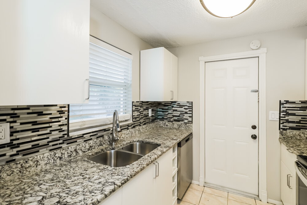 Building Photo - 7921 Eugene Dr