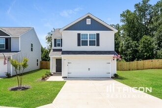 Building Photo - 2124 Southlea Dr
