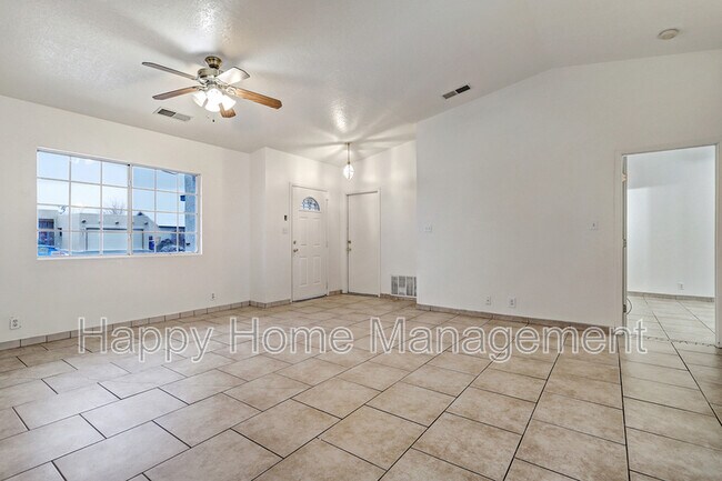 Building Photo - 1312 Quartz Dr SW